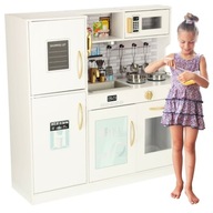 Drevená kuchynka pre deti s chladničkou