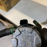 RENAULT ZOE II pumpa OBIEGOWA vode 210103928R