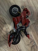 LEGO Technic 42107 Ducati Panigale V4R