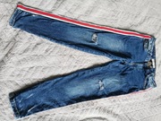 Zara jeansy z przetarciami