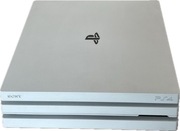 Konsola PlayStation PS4 PRO CUH-7116B 1TB SSD Zestaw