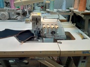 Overlock owerlok 4 nitkowy SIRUBA 747 H 230v servo