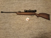 Wiatrówka Crosman Vantage Nitro Piston 4,5 mm