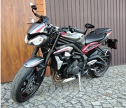 TRIUMPH STREET TRIPPLE 2020R 10TYŚ KM 765CM3