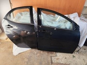 Toyota Yaris IV 4 Drzwi Prawe Przód Tył Czarne 209