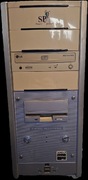 Obudowa komputerowa retro nagrywarka CD ROM 