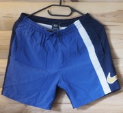 Spodenki nike  r. 140-152 ,8 LAT