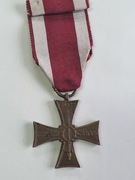 Medal krzyż na polu chwały waleczny 