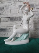 Figurka porcelana Budapest aquincum akt kobieta