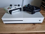 Konsola Xbox one s 2 pady i 2 gry