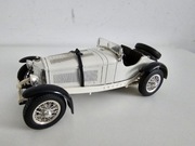 Mercedes Benz ssk w skali 1/18