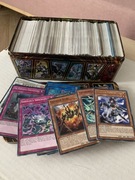 Puszka kolekcjonerska z kartami Yu-Gi-Oh