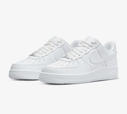 Buty sportowe Nike Air Force 1'07 - r. 39