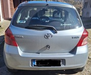 Toyota yaris szary metalik