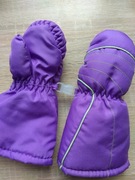 Nowe, ciepłe rękawice dla niemowlaka 