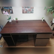 Używane biurko w bardzo dobrym stanie