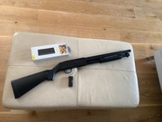 replika shotgun Mossberg 590