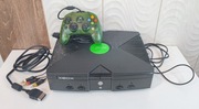 Xbox classic + pad + okablowanie + 