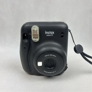 Instax Mini 11 czarny