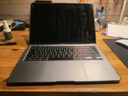 Laptop APPLE MacBook Air 13.3" Retina M1 8GB RAM 256GB Gwiezdna Szarość