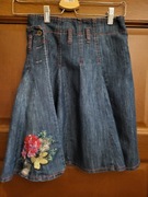 Piękna spódniczka jeansowa boho- etno 134 cm