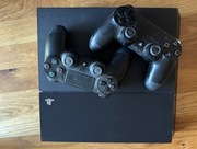 PlayStation 4 500 GB + 3 gry