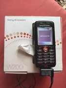 Sony Ericsson W200i walkman