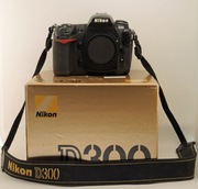 Nikon D300, 5 baterii, grip, mały przebieg!