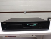 Odtwarzacz CD ONKYO DX-7111