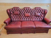 Stylowa kanapa i dwa fotele - czerwona skóra