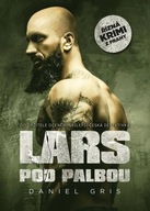 Lars pod palbou Gris Daniel