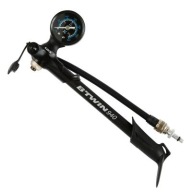 Pompka do amortyzatorów B'TWIN manometr czarna