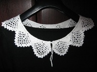 Kołnierzyk bawełniany robiony na szydełku