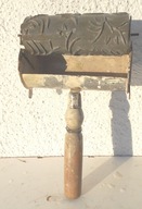 Aparat ręczny z wałkiem do malowania ścian zabytek