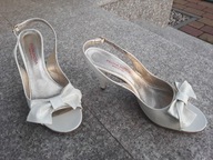 PRIMA MODA nr 39 białe eleganckie czółenka skóra