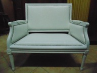 SOFA 2 osobowa STARA BIAŁA po renowacji.