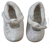 NEXT CUDNE BUTY BUCIKI HAFT NOWE 3-6 M-CY 10,5 CM