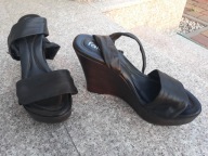 FAITH nr 41/7UK wygodne sandałki na koturnie skóra