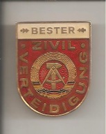 OBRONA CYWILNA NRD - ODZNAKA Z LAT 80-TYCH.