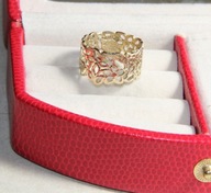 Złoty pierścionek obraczka 585 kwiatki ażur