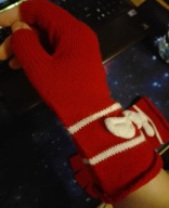 Czerwone damskie rękawiczki