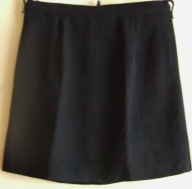 Spódniczka dziewczęca czarna trapezowa z podszewką szyta na miarę 140