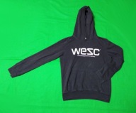 Ciepła, grafitowa bluza szwedzkiej marki WeSC