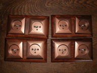 TEKOWA, PODWÓJNA RAMKA DO GNIAZDEK Z WKŁADKAMI