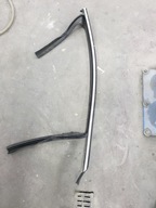 USZCZELKA PRAWY PRZÓD VOLVO V40