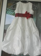 EDEN cudna sukienka,cudny fason wzrost 110