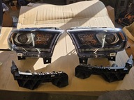 Dodge durango lampy przednie xenon komplet 20r