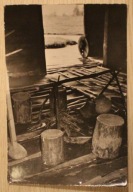 BISKUPIN - Wnętrze zrekonstruowanej chaty w osadzie prasłowiańskiej