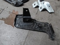 Maserati Levante mocowanie wspornik chlodnicy lewe dol