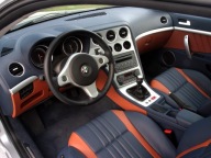 WNĘTRZE tapicerka fotele kanapa boczki skóra Alfa Romeo Brera
